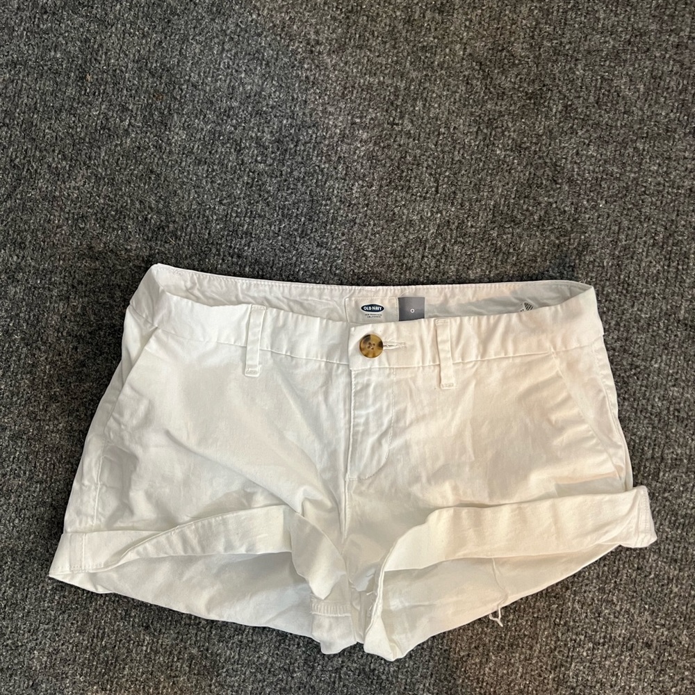white jean shorts